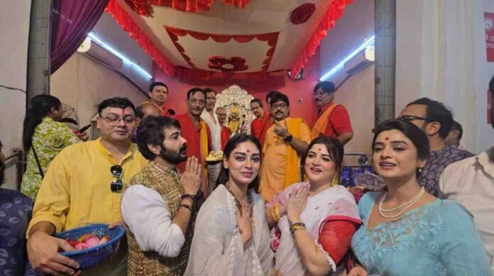 Srabanti Chatterjee Embodies Iconic 'Devi Chowdhurani' as Promotions Kicks Off!