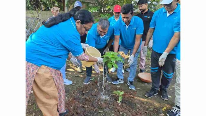 Canara Bank Chennai Circle Observes Swachhata Hi Seva Campaign 2025 with Shramdaan Activity